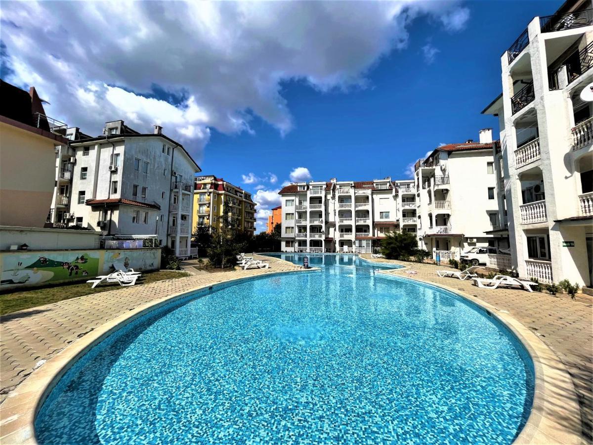 Bravo 5 Holiday Home 阳光海滩 外观 照片